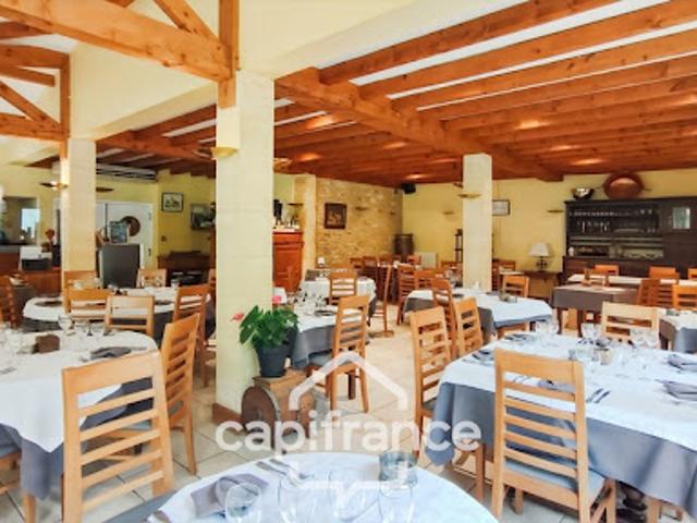 Local Commercial vente à Sarlat-la-Canéda, Belvès
