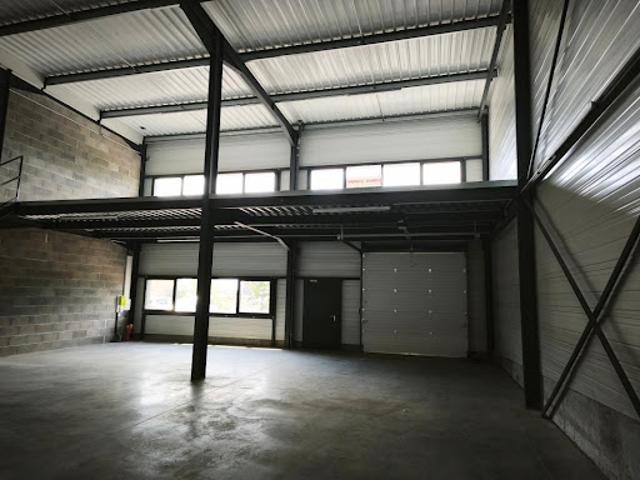 Local Commercial vente à ZA Le Parvis 2, Voiron