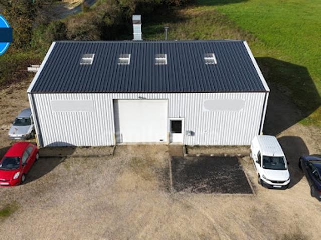 Local Commercial vente à Montmorillon, Champagné-le-sec