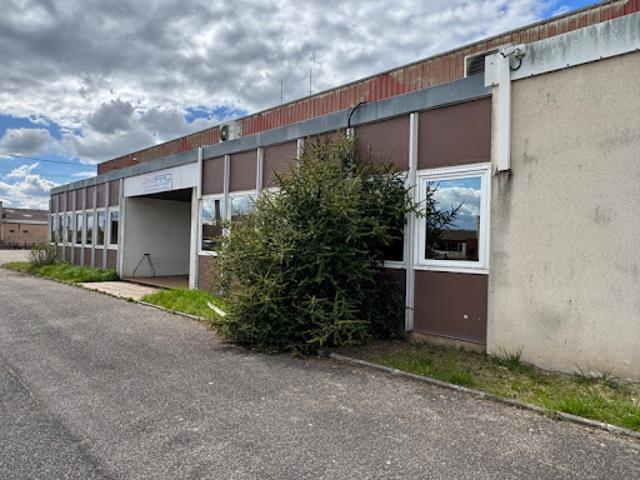 Local Commercial vente à Agen, Castelculier