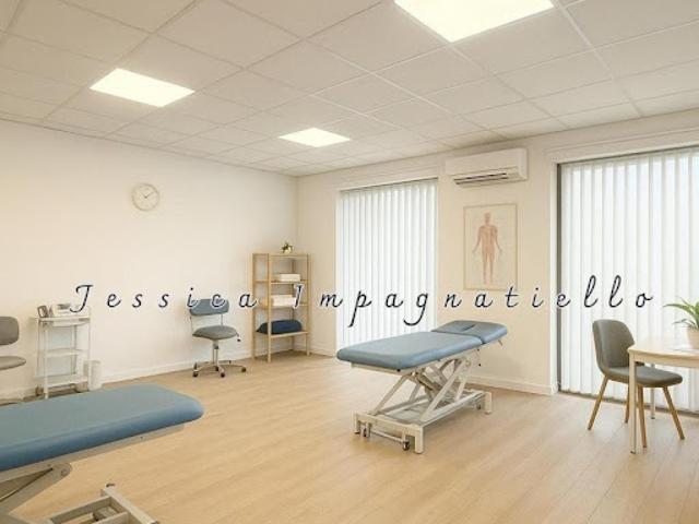 Local Commercial vente à Marseille, Aubagne