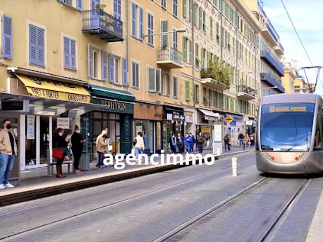 Local Commercial vente à Nice