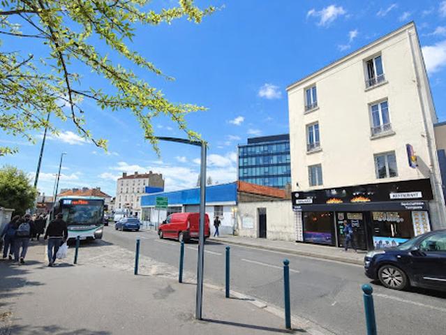 Local Commercial vente à Bobigny, Pantin