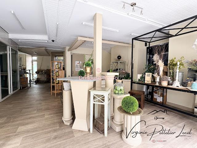 Local Commercial vente à Fontenay-le-Comte, Fontenay-le-comte