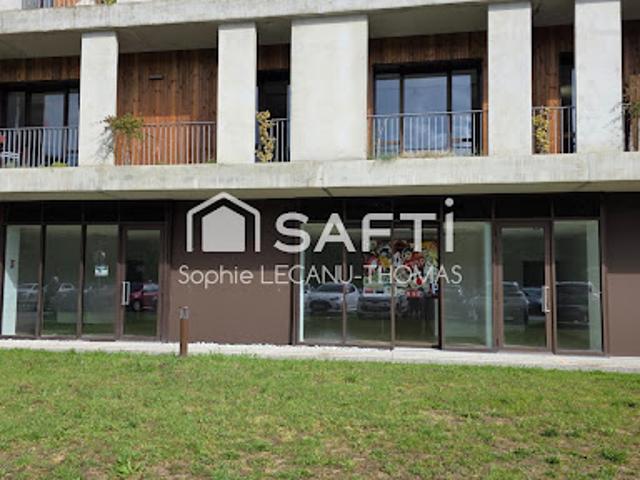 Local Commercial vente à Dax, Mées