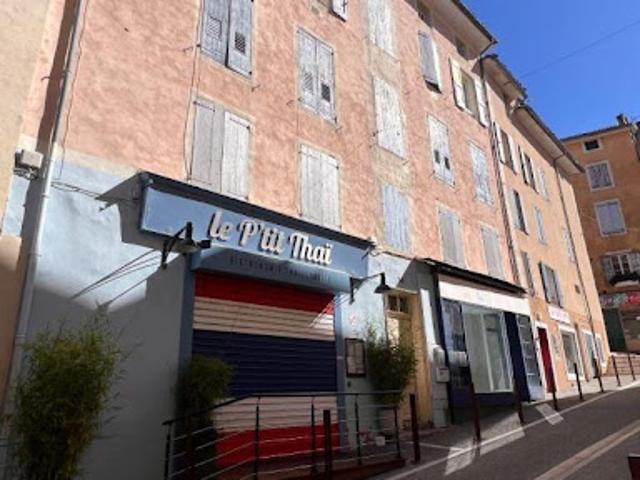 Local Commercial vente à Digne-les-Bains, Digne-les-bains
