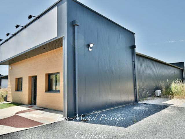 Local Commercial vente à Gourdan-Polignan, Haute-Garonne