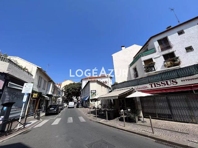 Local Commercial vente à Grasse, Antibes