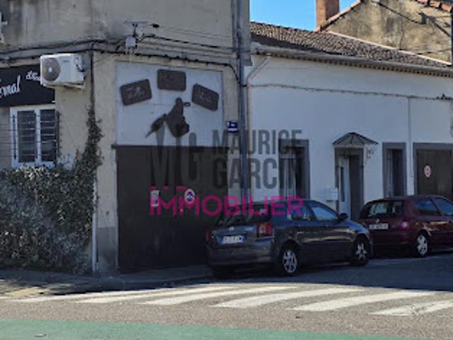 Local Commercial vente à Avignon