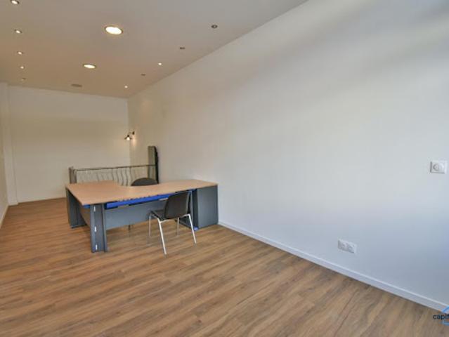 Local Commercial vente à Romorantin-Lanthenay, Romorantin-lanthenay