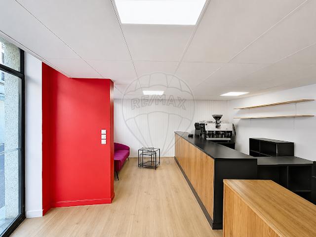 Local Commercial vente à Nîmes