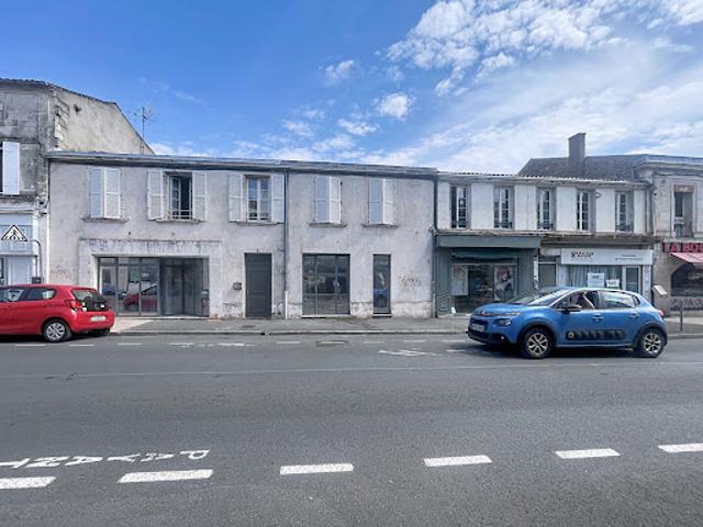 Local Commercial vente à Rochefort