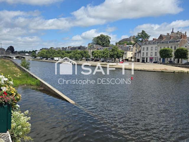 Local Commercial vente à Mayenne