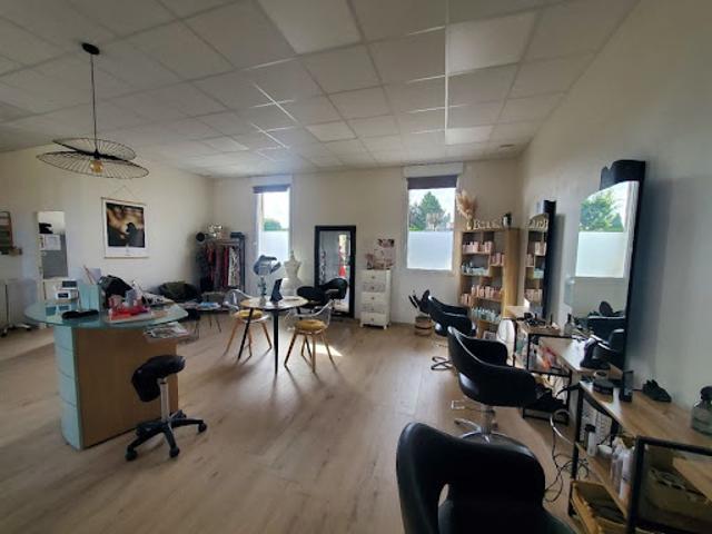 Local Commercial vente à Cholet, Neuvy-en-mauges