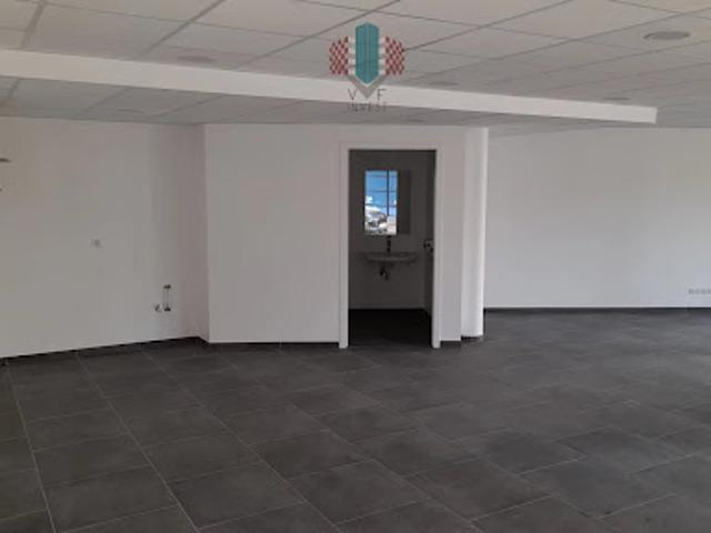 Local Commercial vente à Évreux, Evreux