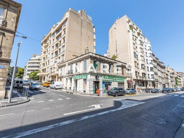 Local Commercial vente à Marseille