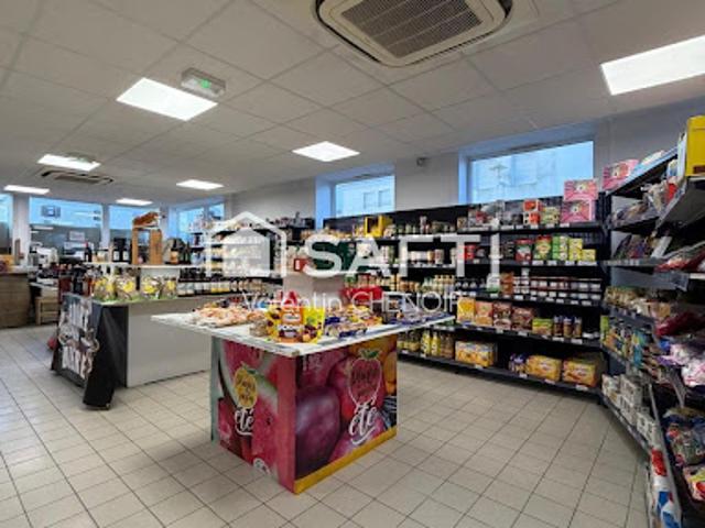 Local Commercial vente à La Roche-sur-Yon, Treize-septiers