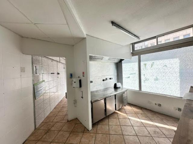 Local Commercial vente à Angoulême, Aignes-et-puypéroux