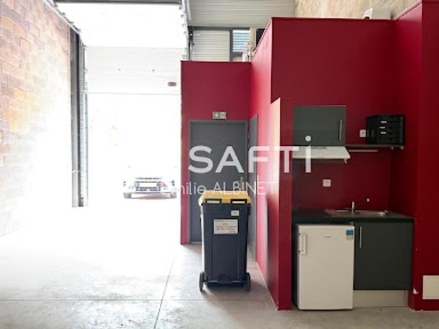 Local Commercial vente à Issanchou, Montauban