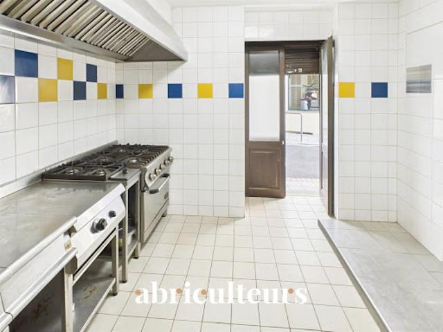 Local Commercial vente à Nice