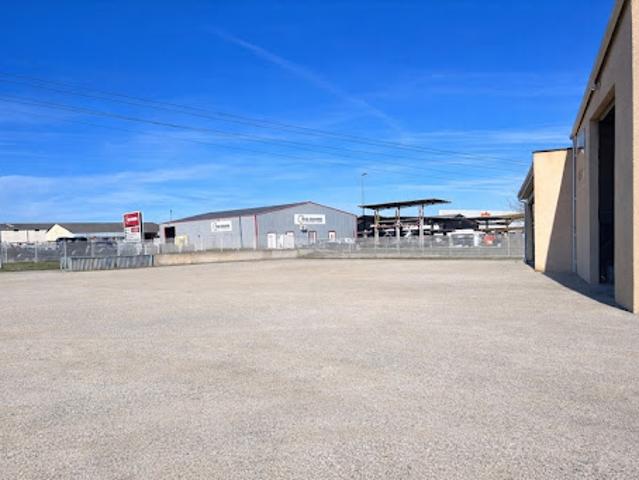 Local Commercial vente à Villeneuve-sur-Lot, Villeneuve-sur-lot