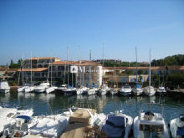 Local Commercial vente à Arrondissement de Draguignan, Cogolin