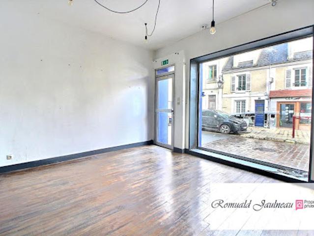 Local Commercial vente à Châteaudun