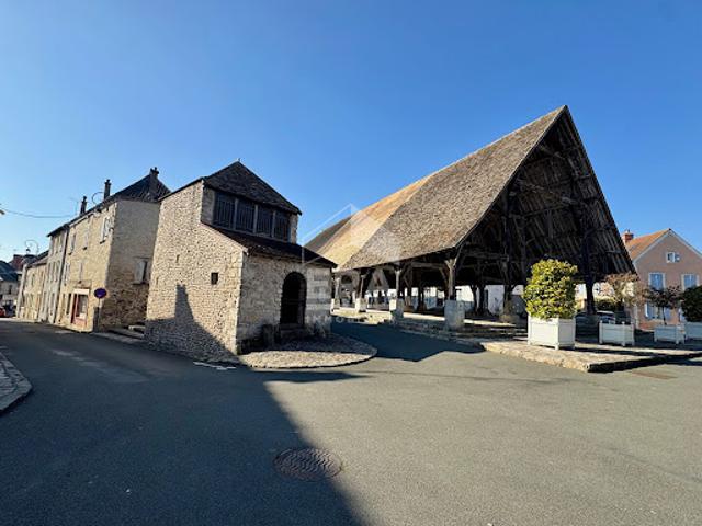 Local Commercial vente à Étampes, Méréville