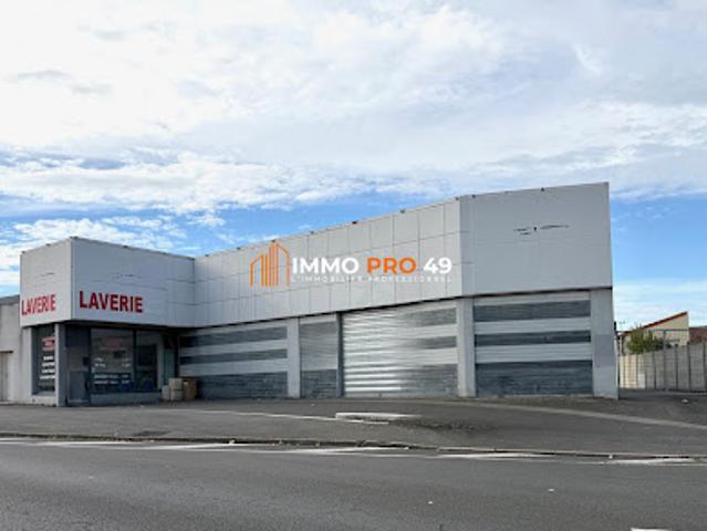 Local Commercial vente à Cholet