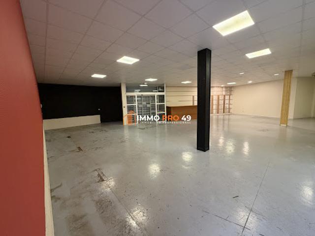 Local Commercial vente à Cholet