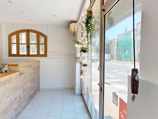 Local Commercial vente à Arrondissement de Toulon, La Farlède