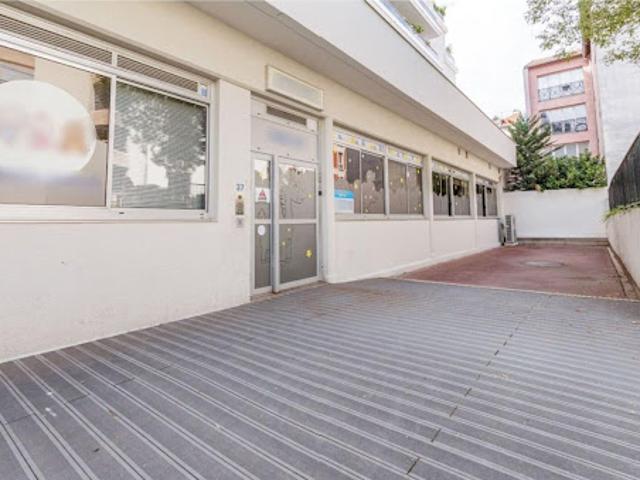 Local Commercial vente à Bobigny, Vaux-montreuil