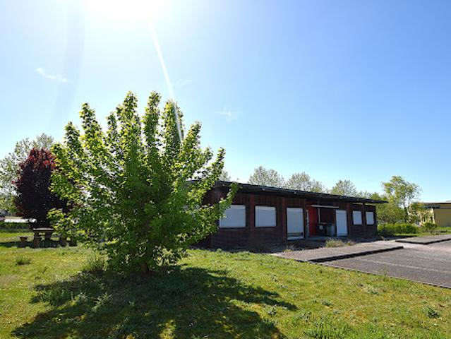 Local Commercial vente à Vichy, Varennes-sur-allier