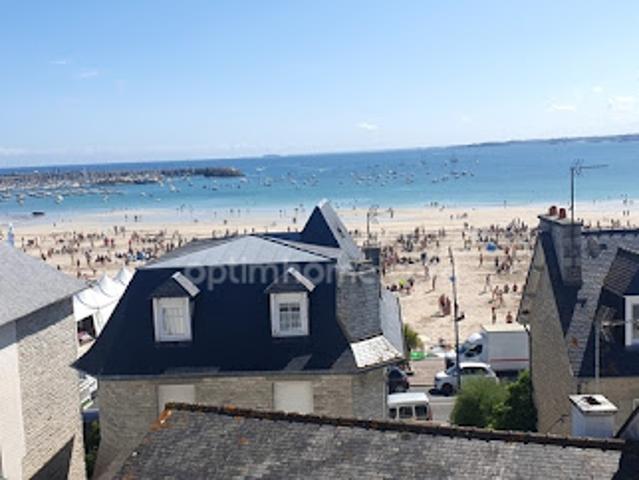 Local Commercial vente à Dinan, Bretagne