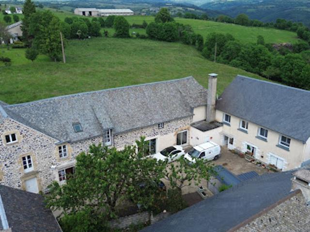 Local Commercial vente à Rodez, Saint-chély-d'aubrac