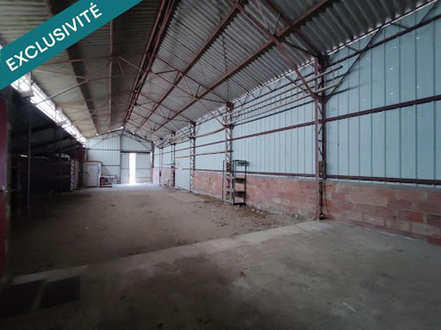 Local Commercial vente à Cosne-Cours-sur-Loire, Cosne-cours-sur-loire