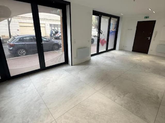 Local Commercial vente à Boulogne-Billancourt, Issy-les-moulineaux