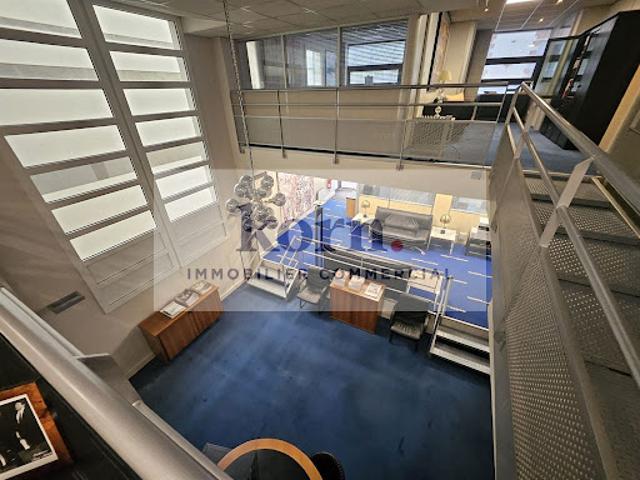 Local Commercial vente à Nanterre, Suresnes