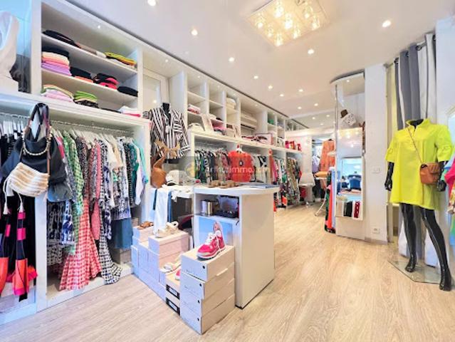 Local Commercial vente à Arrondissement de Draguignan, Fréjus