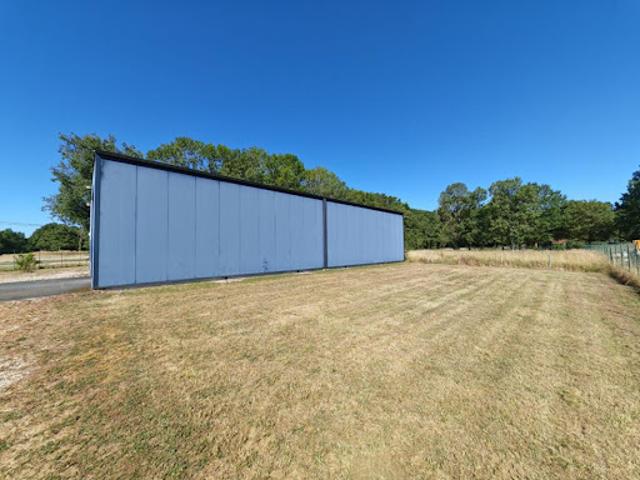 Local Commercial vente à Châteauroux, Buzançais