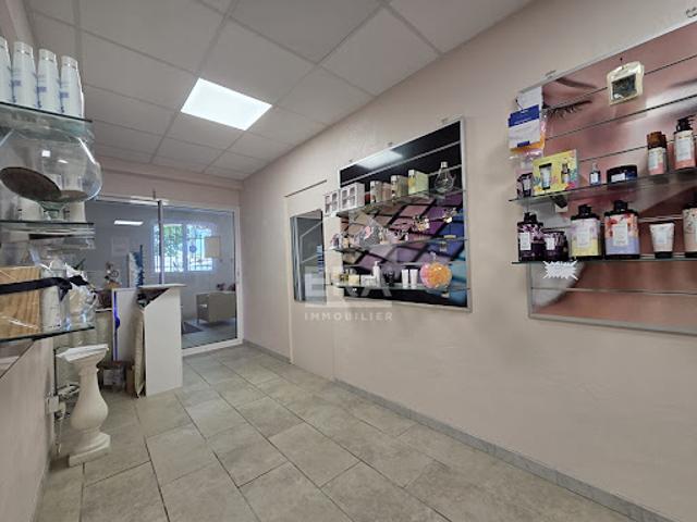 Local Commercial vente à La Gaude, Alpes-Maritimes