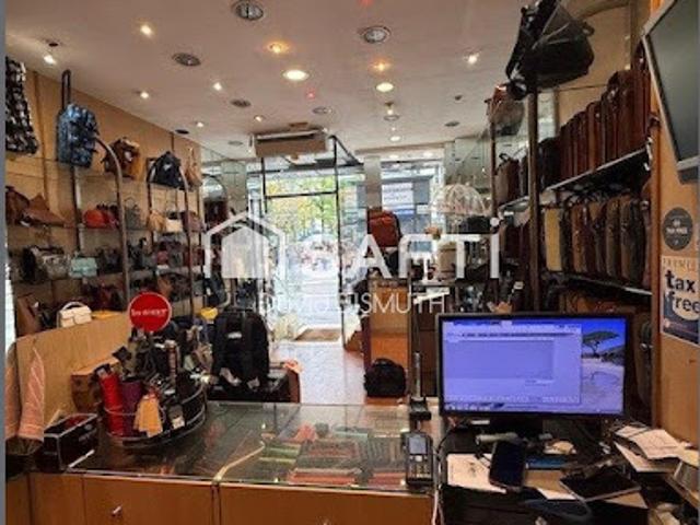 Local Commercial vente à Paris 6e Arrondissement, Paris