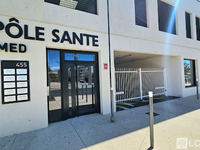Local Commercial vente à Montpellier, Frontignan