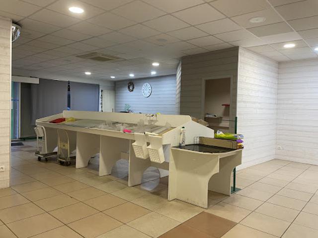 Local Commercial vente à Châtellerault, Ingrandes
