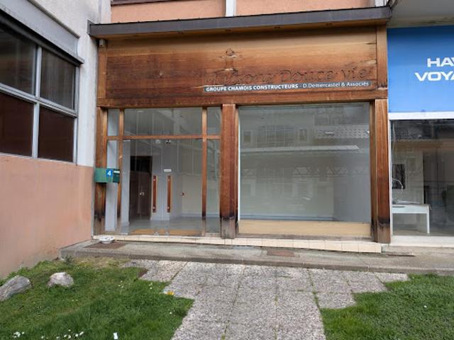 Local Commercial vente à Albertville