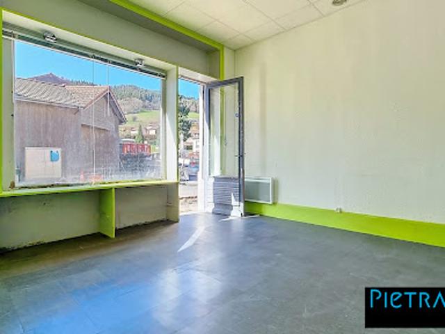 Local Commercial vente à Villefranche-sur-Saône, Rhône