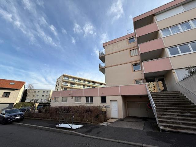 Local Commercial vente à Saint-Étienne, Saint-etienne