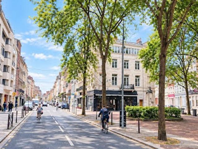 Local Commercial vente à Lille
