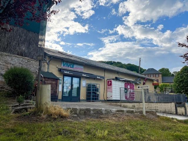 Local Commercial vente à Millau, Saint-beauzély