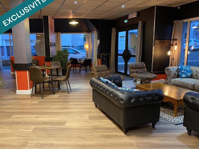 Local Commercial vente à Château-Gontier, Château-Gontier-sur-Mayenne